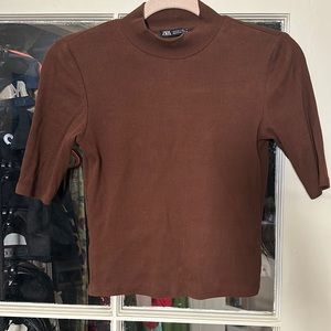 🤎Cute Zara Vintage-looking Basic🤎